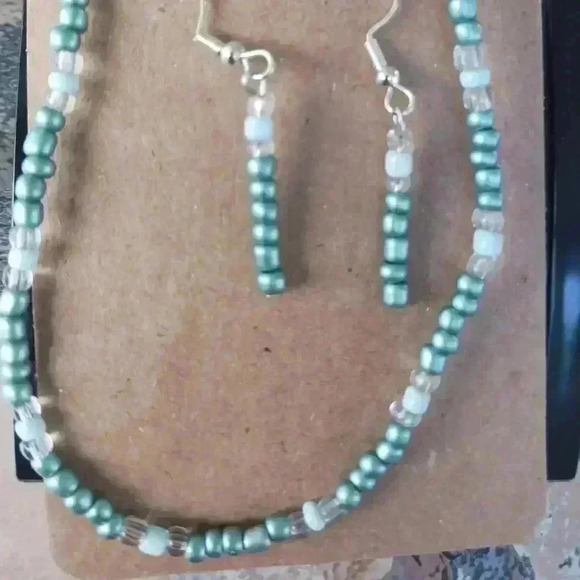 Handmade Beaded Necklace and Earrings Set - Picture 1 of 3
